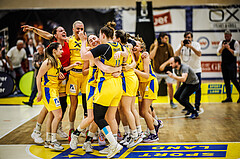 Basketball, Win2Day Basketball Damen Superliga 2023/24, Playoff, Finale Spiel 3, SKN St. Pölten, UBI Graz, SKN St. Pölten, feiern