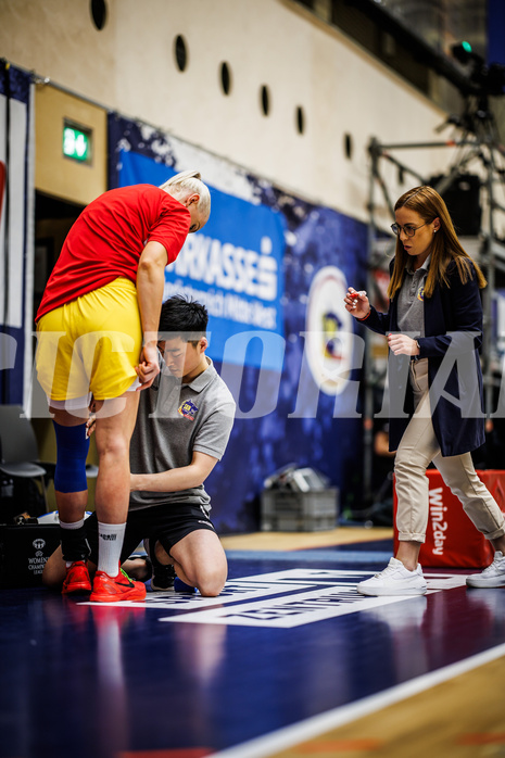 Basketball, Win2Day Basketball Damen Superliga 2023/24, Playoff, Finale Spiel 3, SKN St. Pölten, UBI Graz, Inga Orekhova (13), Lana Petrovic (Head Coach)