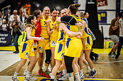 Basketball, Win2Day Basketball Damen Superliga 2023/24, Playoff, Finale Spiel 3, SKN St. Pölten, UBI Graz, SKN St. Pölten, feiern