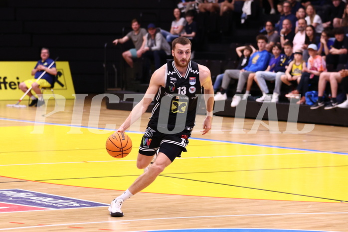 07.04.2024, Graz, Raiffeisen Sportpark Graz, Basketball Superliga 2023/24, Platzierungsrunde, Runde 9, UBSC Raiffeisen Graz - Raiffeisen Flyers Wels 