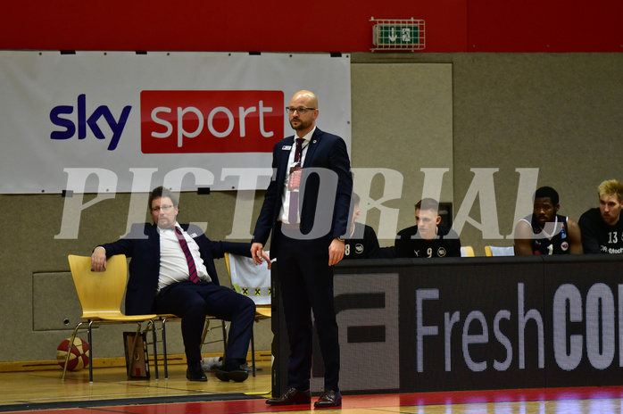 Basketball Superliga 2020/21, Grunddurchgang 11.Runde Flyers Wels vs. Kapfenberg Bulls, Sebastian Waser (Head Coach),


