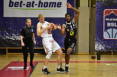 Basketball Superliga 2020/21, Grunddurchgang 11.Runde Flyers Wels vs. Kapfenberg Bulls, Andren Drew Koka (13), Austen Awosika (1),

