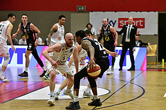 Basketball Superliga 2020/21, Grunddurchgang 11.Runde Flyers Wels vs. Kapfenberg Bulls, Thomas Schreiner (5), Jarvis Ray (22),

