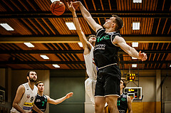 Basketball, Basketball Zweite Liga 2021/22, Grunddurchgang 1. Runde, Mattersburg Rocks, Deutsch Wagram Alligators, Jan NICOLI (6); Branislav Balvan (14)
