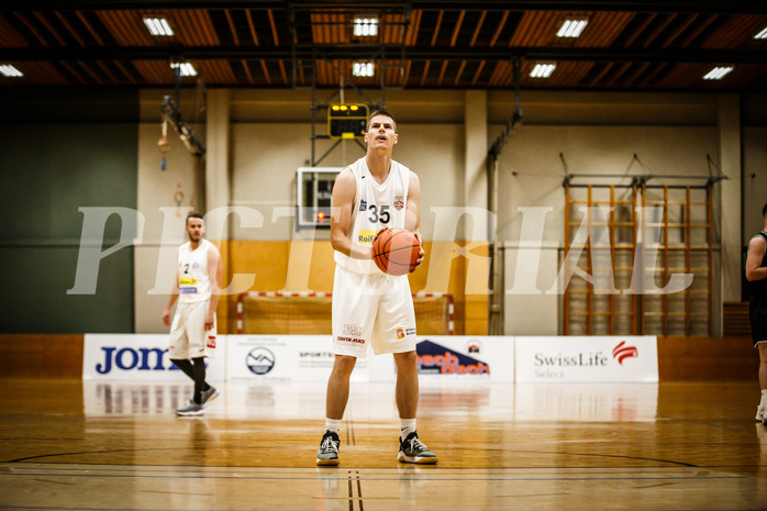 Basketball, Basketball Zweite Liga 2021/22, Grunddurchgang 1. Runde, Mattersburg Rocks, Deutsch Wagram Alligators, Ivan BEGIC (35)