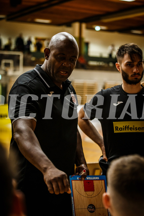 Basketball, Basketball Zweite Liga 2021/22, Grunddurchgang 1. Runde, Mattersburg Rocks, Deutsch Wagram Alligators, James WILLIAMS (Headcoach)