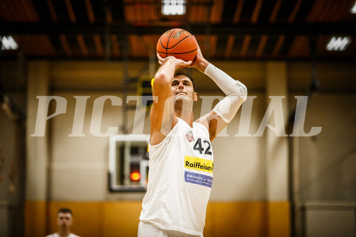 Basketball, Basketball Zweite Liga 2021/22, Grunddurchgang 1. Runde, Mattersburg Rocks, Deutsch Wagram Alligators, Fuad MEMCIC (42)