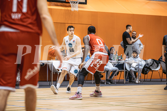 Basketball, Win2Day Superliga 2022/23, Grunddurchgang 15.Runde, Vienna Timberwolves, Arkadia Traiskirchen Lions, Paul Rotter (66)