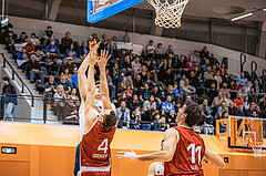 Basketball, Win2Day Superliga 2022/23, Grunddurchgang 15.Runde, Vienna Timberwolves, Arkadia Traiskirchen Lions, Chris Vogt (33), Ilja Gromovs (4)