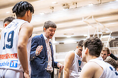 Basketball, Win2Day Superliga 2022/23, Grunddurchgang 15.Runde, Vienna Timberwolves, Arkadia Traiskirchen Lions, Hubert Schmidt (Head Coach)