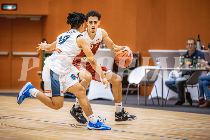 Basketball, Win2Day Superliga 2022/23, Grunddurchgang 15.Runde, Vienna Timberwolves, Arkadia Traiskirchen Lions, Dean-Leon Cantor (19), Lukas Hahn (9)