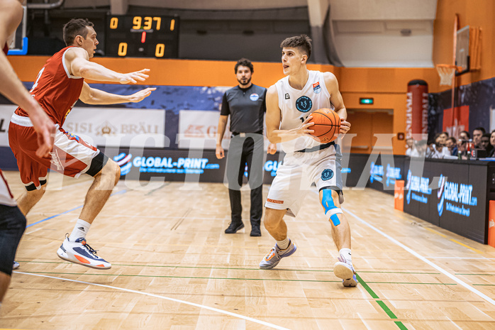 Basketball, Win2Day Superliga 2022/23, Grunddurchgang 15.Runde, Vienna Timberwolves, Arkadia Traiskirchen Lions, Jakob Lohr (12)