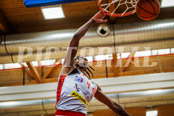 Basketball, win2day Basketball Superliga 2023/24, Halbfinale Spiel 1, Traiskirchen Lions, Oberwart Gunners, Demarcus Demonia (4)