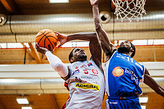 Basketball, win2day Basketball Superliga 2023/24, Halbfinale Spiel 1, Traiskirchen Lions, Oberwart Gunners, Davon Clare (5)