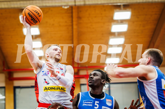 Basketball, win2day Basketball Superliga 2023/24, Halbfinale Spiel 1, Traiskirchen Lions, Oberwart Gunners, Edgars Lasenbergs (25)