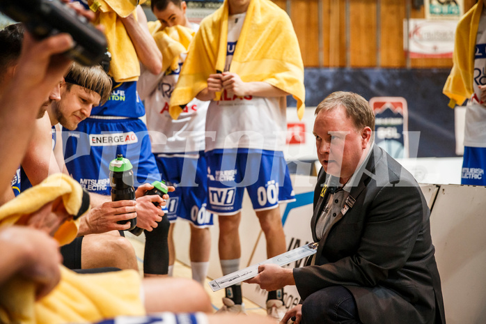 Basketball, bet-at-home Basketball Superliga 2020/21, Grunddurchgang, 14. Runde, Oberwart Gunners, Gmunden Swans, Anton Mirolybov (Head Coach)