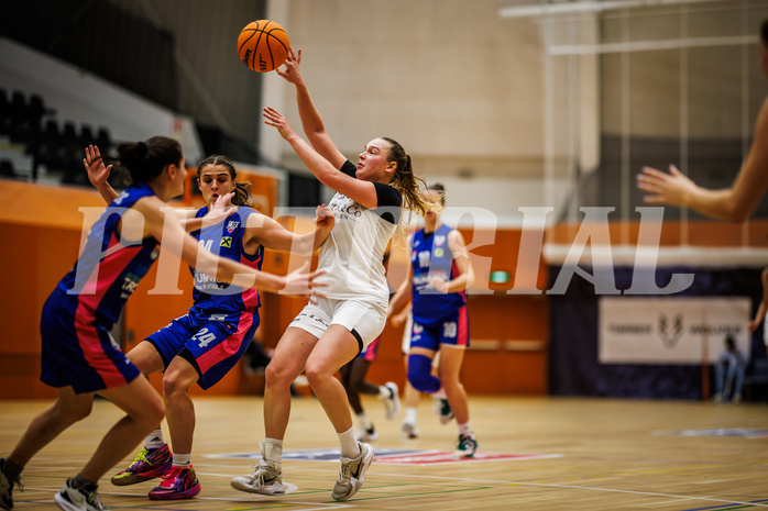 Basketball, Win2Day Basketball Damen Superliga 2023/24, Grunddurchgang 3.Runde, Basket Flames, UBSC Graz, Stella Popp (4)