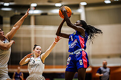 Basketball, Win2Day Basketball Damen Superliga 2023/24, Grunddurchgang 3.Runde, Basket Flames, UBSC Graz, Dierry Sow (6)