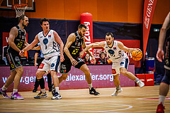 Basketball, Basketball Austria Cup 2023/24, Achtelfinale Spiel 2, Vienna Timberwolves, Flyers Wels, Renato Poljak (16), Philipp D'Angelo (9), Radii Caisin (13), Jakob Szkutta (10)