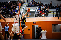 Basketball, Basketball Austria Cup 2023/24, Achtelfinale Spiel 2, Vienna Timberwolves, Flyers Wels, Philipp D'Angelo (9), Gavrilo Tepic (4)