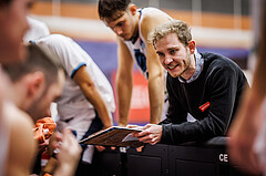 Basketball, Basketball Austria Cup 2023/24, Achtelfinale Spiel 2, Vienna Timberwolves, Flyers Wels, Justin Schlünken (Head Coach)
