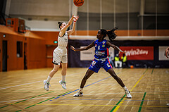 Basketball, Win2Day Basketball Damen Superliga 2023/24, Grunddurchgang 3.Runde, Basket Flames, UBSC Graz, Sarah Nindl (5)