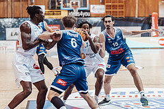 Basketball, Basketball Austria Cup 2023/24, VF Spiel 7, Oberwart Gunners, Dragonz Eisenstadt, Shaquille Rombley (5), Valentin Pasterk (6), Kris Monroe (13), Mario Spaleta (15)