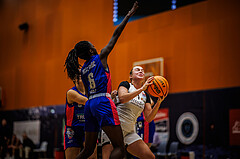 Basketball, Win2Day Basketball Damen Superliga 2023/24, Grunddurchgang 3.Runde, Basket Flames, UBSC Graz, Stella Popp (4)