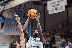 Basketball, Basketball Austria Cup 2023/24, VF Spiel 7, Oberwart Gunners, Dragonz Eisenstadt, Lukas Knor (21), Trevion Lamar (10)