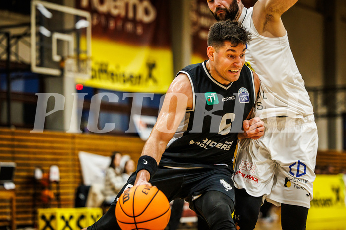 Basketball, Basketball Zweite Liga 2023/24, Grunddurchgang 6.Runde, Mattersburg Rocks, Raiders Innsbruck, S. Oberhauser (6)