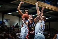 Basketball, bet-at-home Basketball Superliga 2021/22, Grunddurchgang Runde 4, Oberwart Gunners, BC GGMT Vienna, Bogic Vujosevic (5)