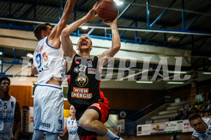 Basketball, bet-at-home Basketball Superliga 2021/22, Grunddurchgang Runde 4, Oberwart Gunners, BC GGMT Vienna, Adin Vrabac (27)