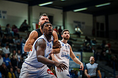 Basketball, bet-at-home Basketball Superliga 2021/22, Grunddurchgang Runde 4, Oberwart Gunners, BC GGMT Vienna, Emondre Rickman (14)
