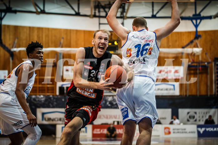 Basketball, bet-at-home Basketball Superliga 2021/22, Grunddurchgang Runde 4, Oberwart Gunners, BC GGMT Vienna, Adin Vrabac (27)