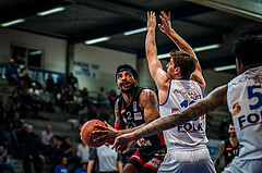 Basketball, bet-at-home Basketball Superliga 2021/22, Grunddurchgang Runde 4, Oberwart Gunners, BC GGMT Vienna, Michael Hughes (2)