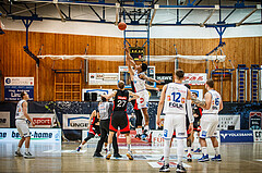Basketball, bet-at-home Basketball Superliga 2021/22, Grunddurchgang Runde 4, Oberwart Gunners, BC GGMT Vienna, Jumpball