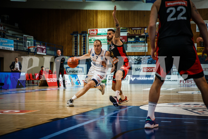 Basketball, bet-at-home Basketball Superliga 2021/22, Grunddurchgang Runde 4, Oberwart Gunners, BC GGMT Vienna, Sebastian Käferle (7)