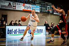 Basketball, bet-at-home Basketball Superliga 2021/22, Grunddurchgang Runde 4, Oberwart Gunners, BC GGMT Vienna, Sebastian Käferle (7)