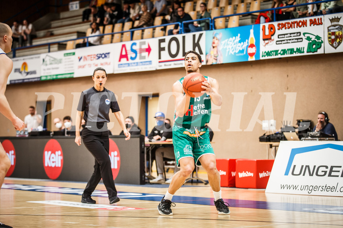 Basketball, bet-at-home Basketball Superliga 2021/22, Playoffs, Viertelfinale Spiel 1, Oberwart Gunners, Kapfenberg Bulls, Derryck Thornton (13)