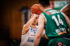 Basketball, bet-at-home Basketball Superliga 2021/22, Playoffs, Viertelfinale Spiel 1, Oberwart Gunners, Kapfenberg Bulls, Jonathan Knessl (12)