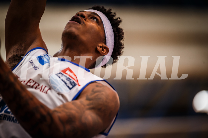 Basketball, bet-at-home Basketball Superliga 2021/22, Playoffs, Viertelfinale Spiel 1, Oberwart Gunners, Kapfenberg Bulls, Rob Howard (5)