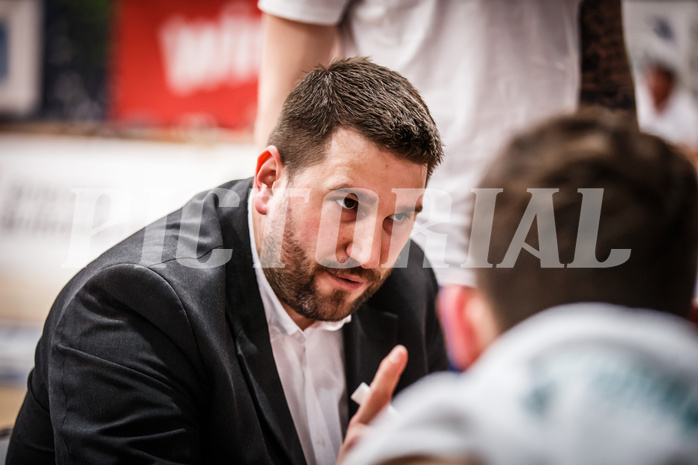 Basketball, bet-at-home Basketball Superliga 2021/22, Playoffs, Viertelfinale Spiel 1, Oberwart Gunners, Kapfenberg Bulls, Horst Leitner (Coach)