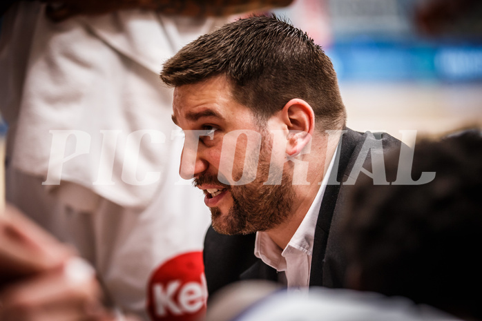Basketball, bet-at-home Basketball Superliga 2021/22, Playoffs, Viertelfinale Spiel 1, Oberwart Gunners, Kapfenberg Bulls, Horst Leitner (Coach)
