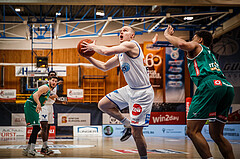 Basketball, bet-at-home Basketball Superliga 2021/22, Playoffs, Viertelfinale Spiel 1, Oberwart Gunners, Kapfenberg Bulls, Sebastian Käferle (7)