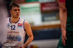 Basketball, bet-at-home Basketball Superliga 2021/22, Playoffs, Viertelfinale Spiel 1, Oberwart Gunners, Kapfenberg Bulls, Jonathan Knessl (12)