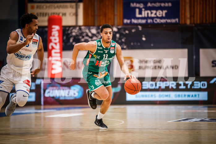 Basketball, bet-at-home Basketball Superliga 2021/22, Playoffs, Viertelfinale Spiel 1, Oberwart Gunners, Kapfenberg Bulls, Derryck Thornton (13)