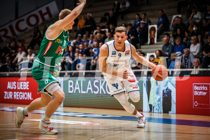 Basketball, bet-at-home Basketball Superliga 2021/22, Playoffs, Viertelfinale Spiel 1, Oberwart Gunners, Kapfenberg Bulls, Edi Patekar (9)