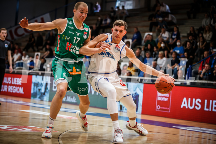 Basketball, bet-at-home Basketball Superliga 2021/22, Playoffs, Viertelfinale Spiel 1, Oberwart Gunners, Kapfenberg Bulls, Edi Patekar (9)