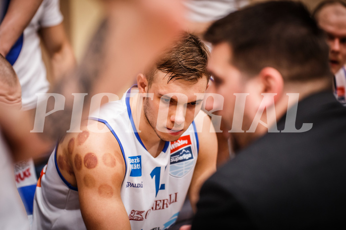 Basketball, bet-at-home Basketball Superliga 2021/22, Playoffs, Viertelfinale Spiel 1, Oberwart Gunners, Kapfenberg Bulls, Jonathan Knessl (12)