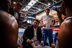 Basketball, bet-at-home Basketball Superliga 2021/22, Playoffs, Viertelfinale Spiel 1, Oberwart Gunners, Kapfenberg Bulls, Horst Leitner (Coach)